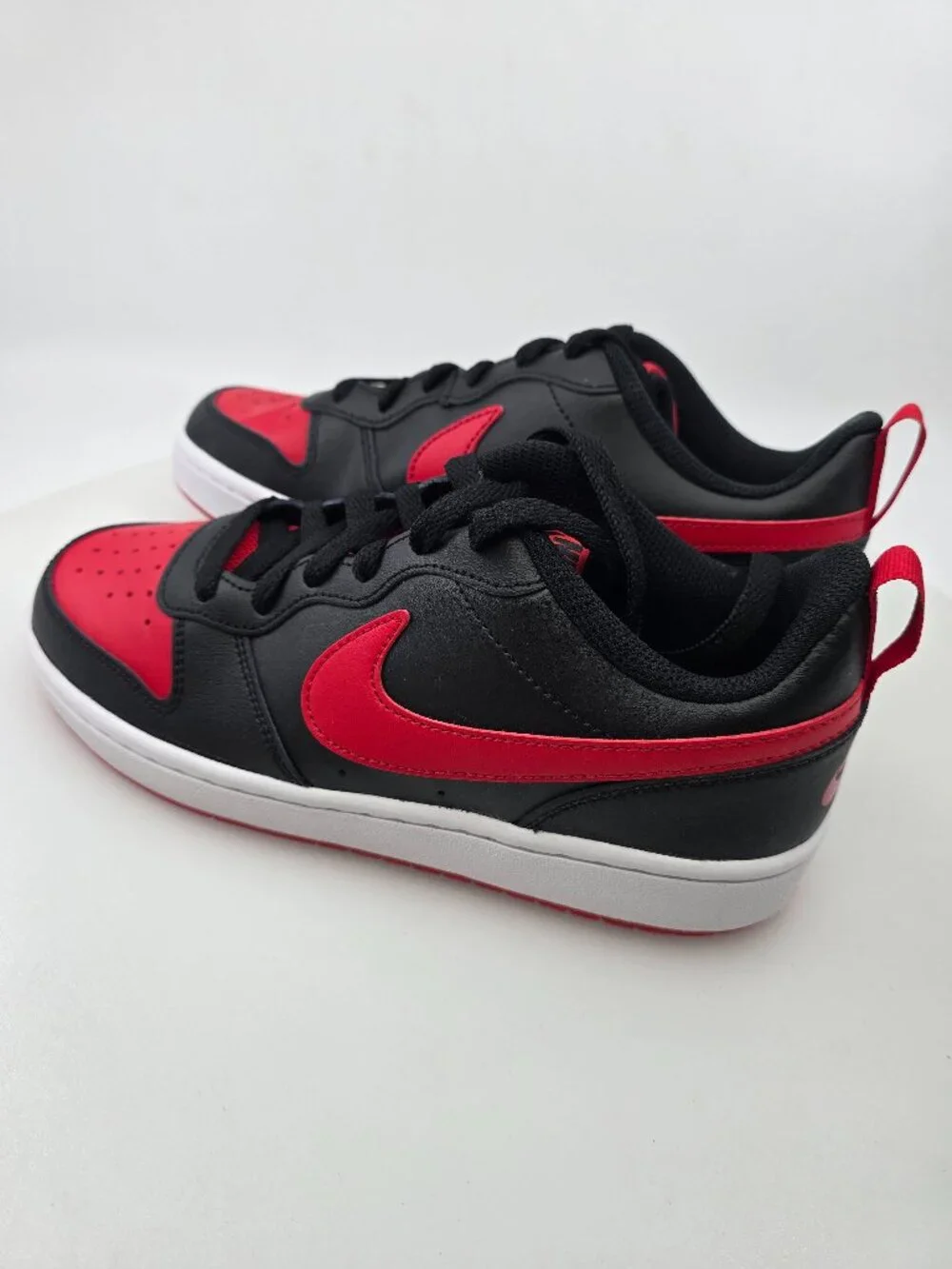 Big Kids Nike Court Borough Low 2 GS [BQ5448 007] SIZE6.5Y